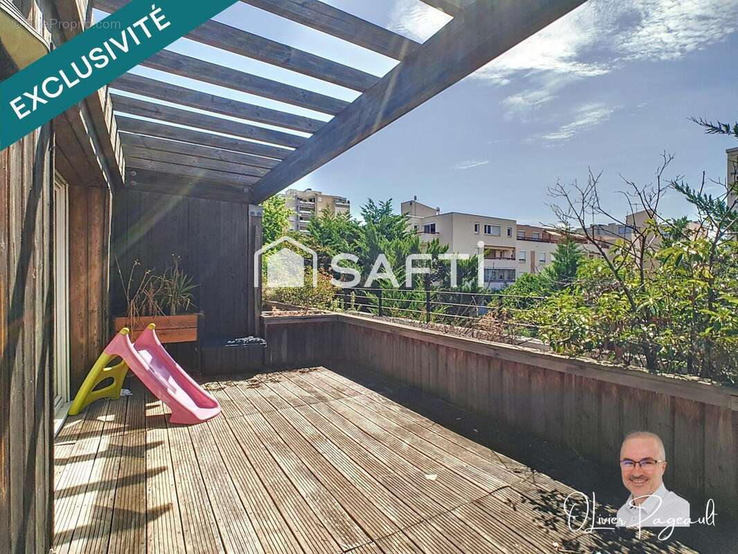 Photo 2 - Maison à LYON-8E