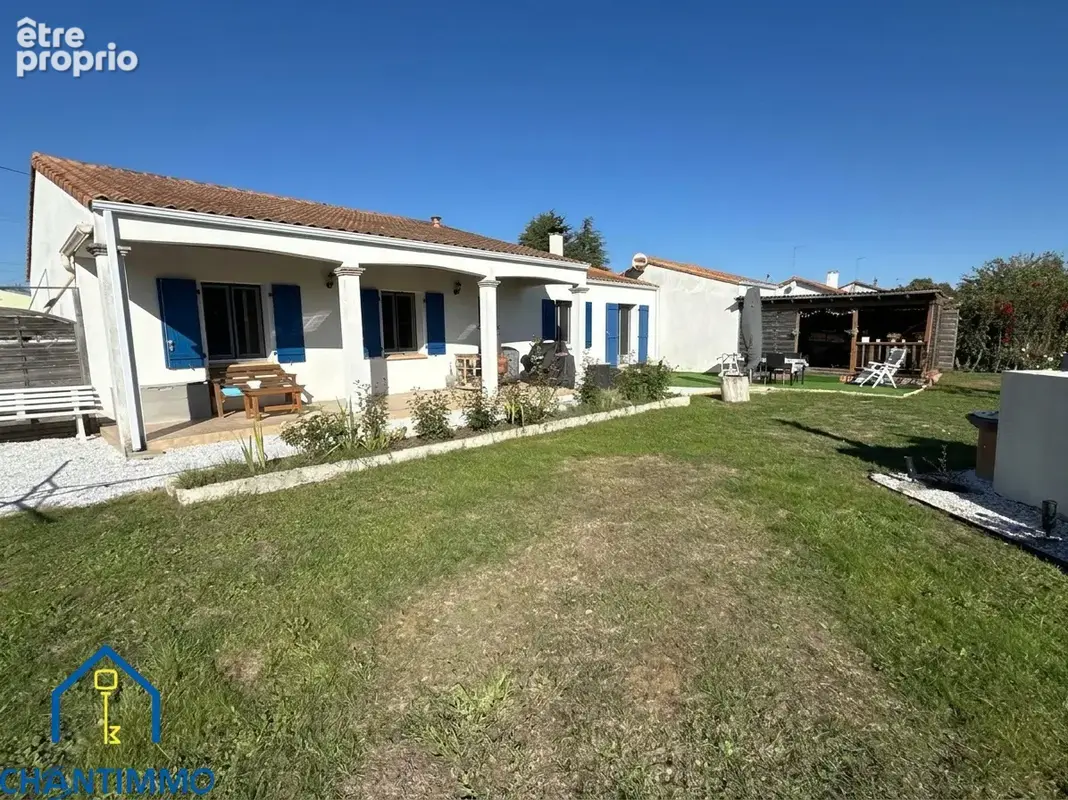 Pavillon de plain pied avec piscine couverte - photo 2