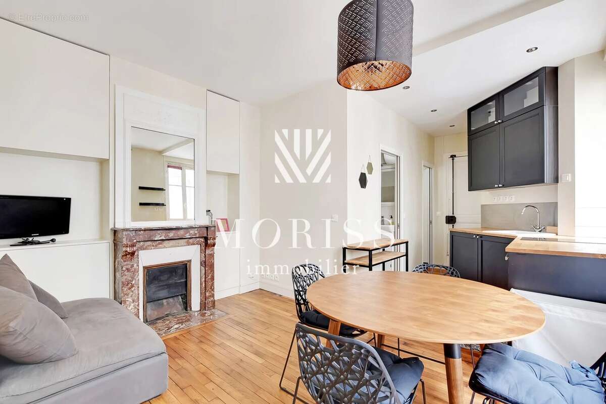 Appartement à PARIS-18E