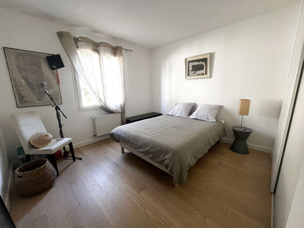 Appartement à LA COLLE-SUR-LOUP