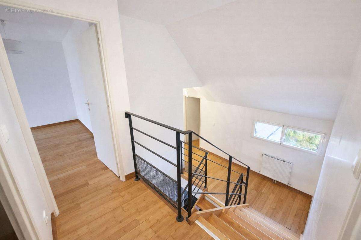 Maison à AIGREMONT