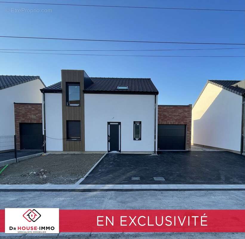 Maison à QUAROUBLE