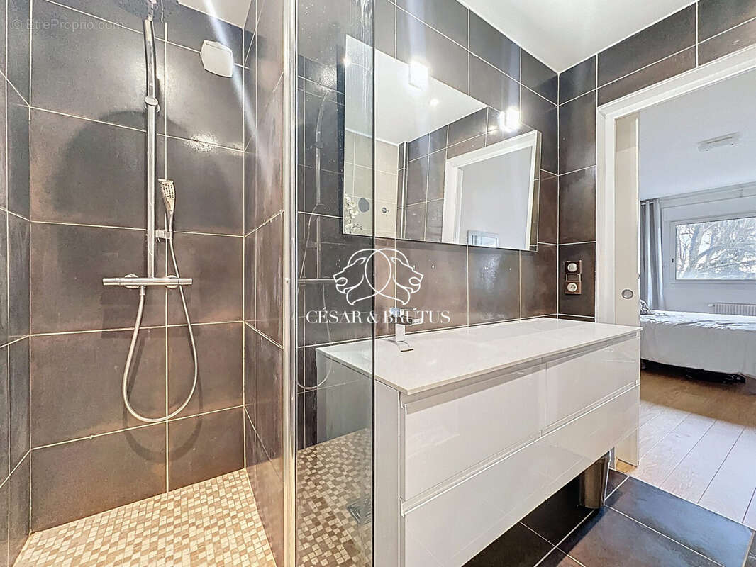 Appartement 122 m² à Ecully  - photo 5