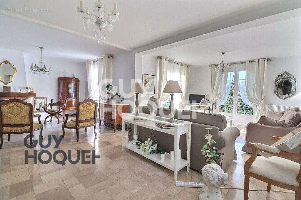 Maison de 172m² à Bernay - photo 3