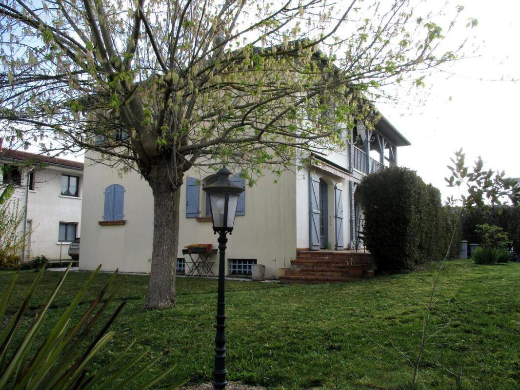 Maison à TARBES