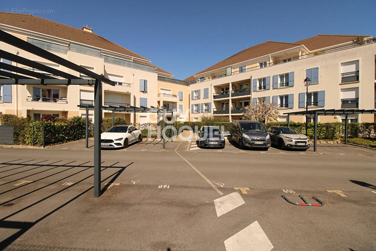 Appartement à ROISSY-EN-BRIE