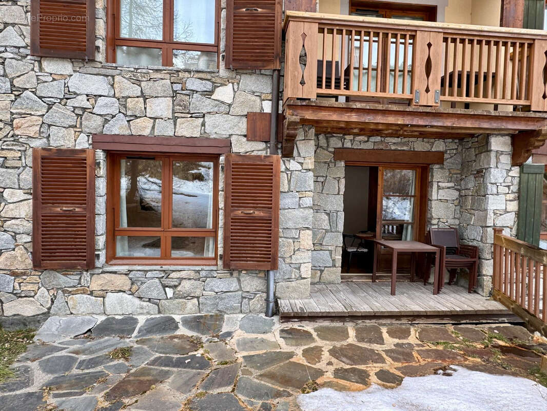 Appartement à LES CHAPELLES