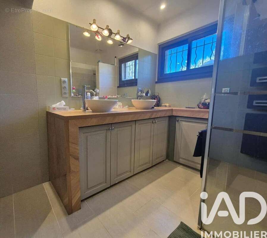 Photo 9 - Maison à REDESSAN