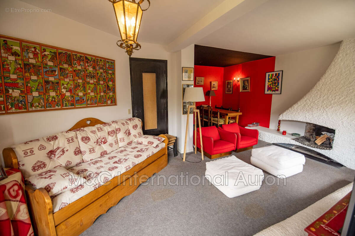 Appartement à SAINT-ETIENNE-DE-TINEE