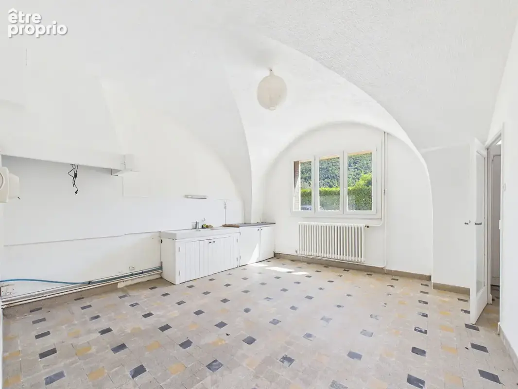 Immeuble de rapport Saint Julien en Saint Alban avec jardins et garage - photo 6