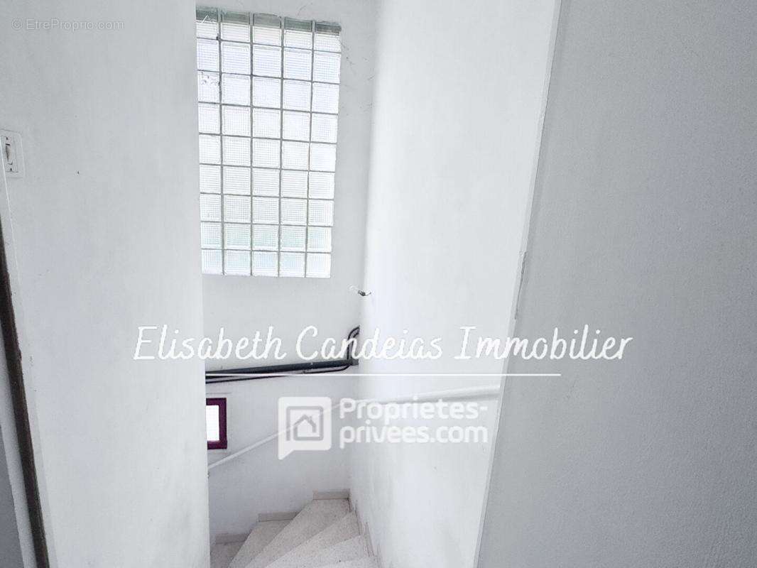 Grande maison de 173 m² avec vue Pyrénées et fort potentiel - photo 12