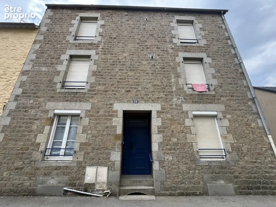 Appartement à FOUGERES