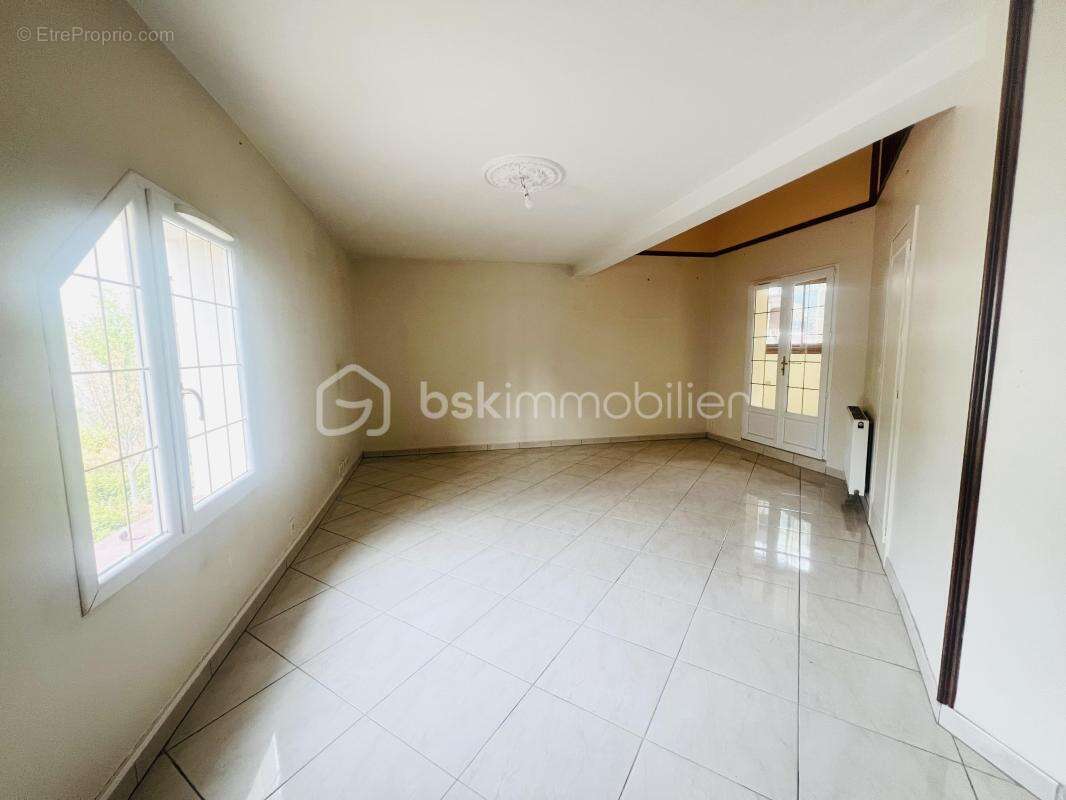 Maison familiale 113 m² – La Chapelle-Saint-Mesmin – DPE D - photo 4