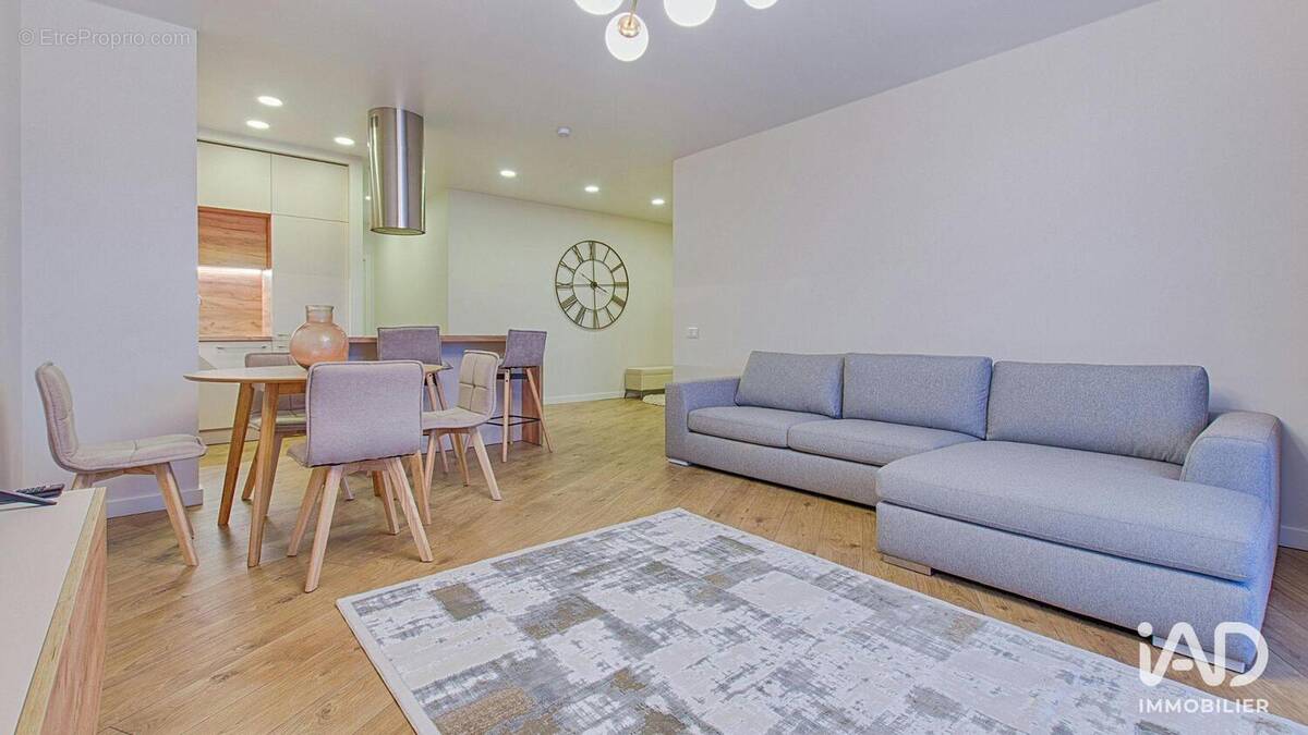 Photo 1 - Appartement à SOURCIEUX-LES-MINES