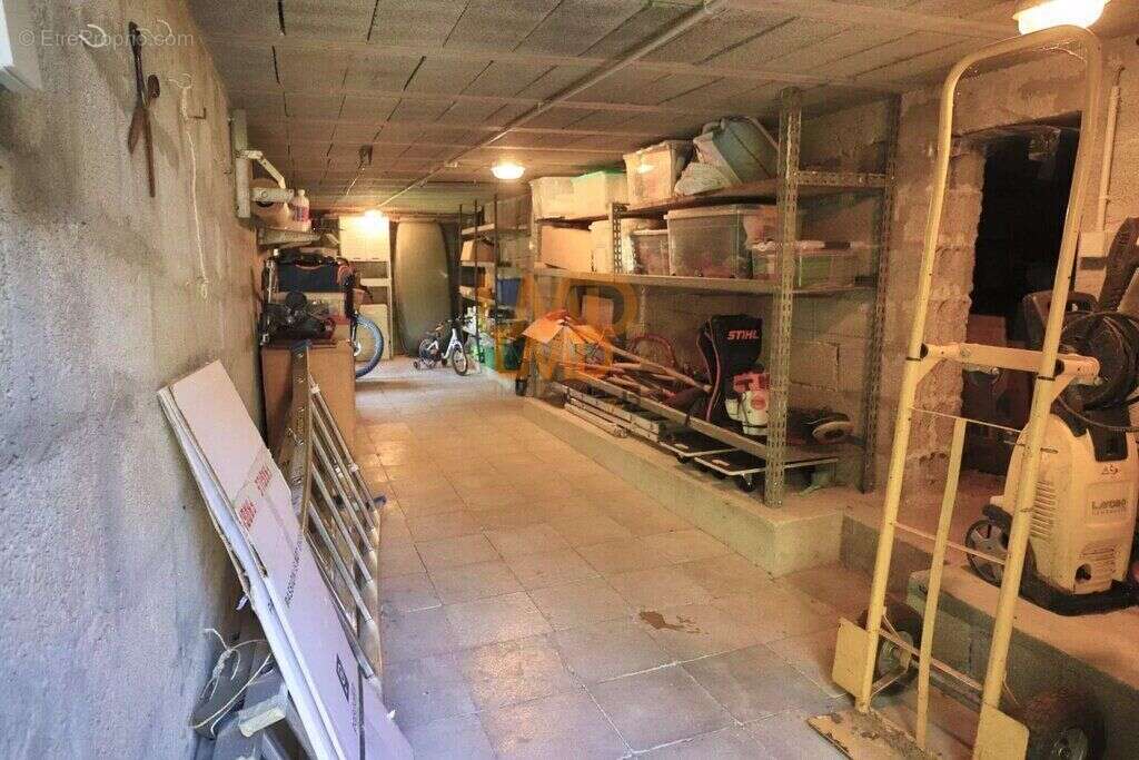 Maison à SAINT-MAXIMIN-LA-SAINTE-BAUME