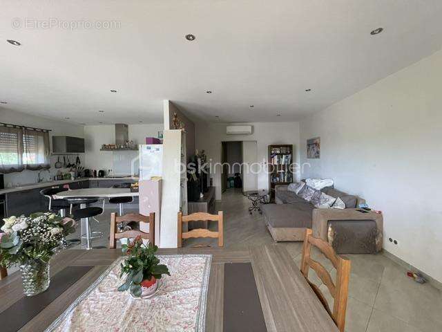 Appartement à VILLENEUVE
