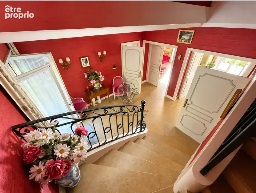 Charbonnières-les-bains   bien unique   rareté absolue propriete en plein centre-ville - photo 11