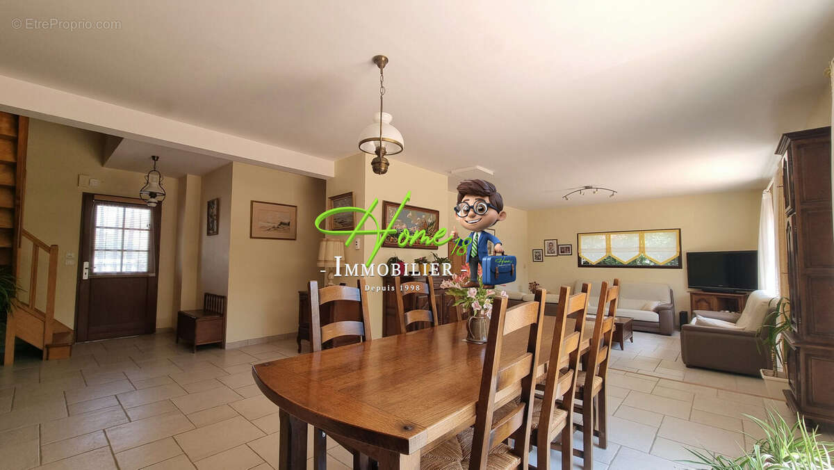 Maison à SAINT-MICHEL-DE-VOLANGIS