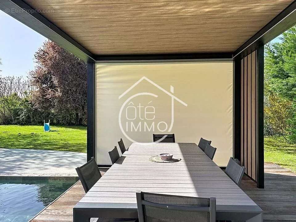 Maison à SAINT-JEAN-DE-BLAIGNAC