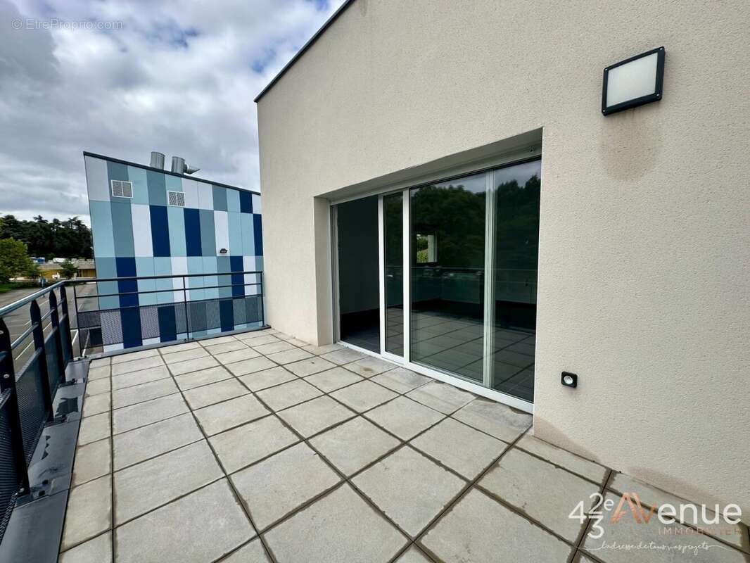 Appartement à SAINT-ETIENNE