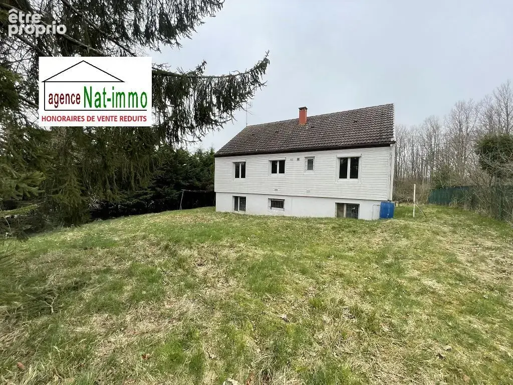 Maison à LA SELLE-EN-HERMOY
