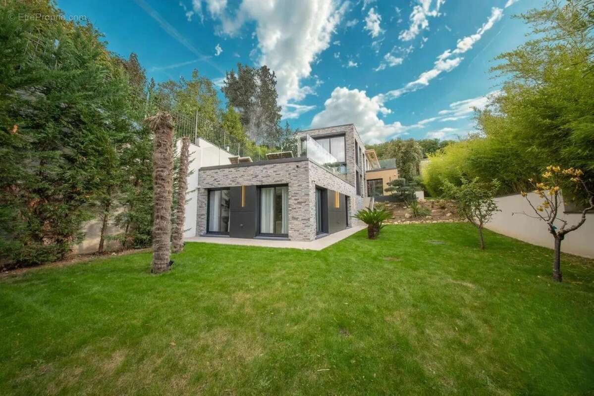 Photo 2 - Maison à SEVRES