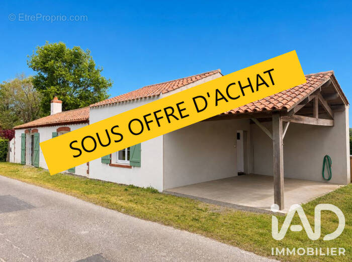 Photo 1 - Maison à GROSBREUIL