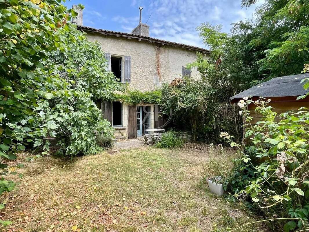 Maison à LA LANDE-DE-FRONSAC