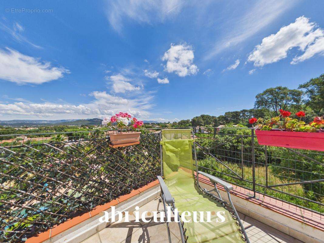 Maison avec piscine et jardin en vente à  Six-Fours-les-Plages (83140) - photo 10