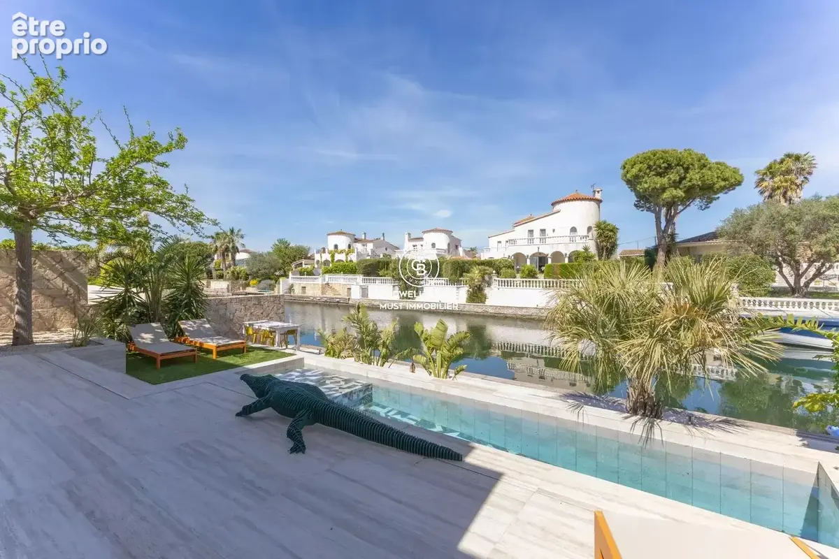 Villa contemporaine avec piscine sur le canal d'empuriabrava - photo 5