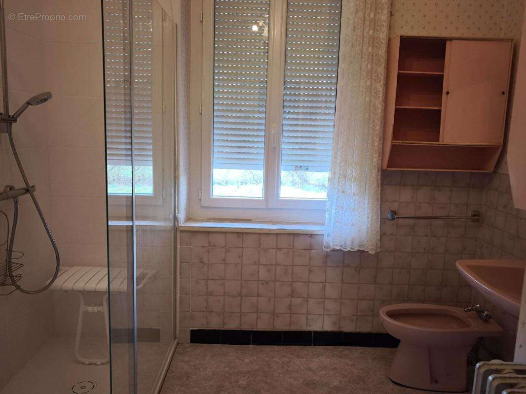 Maison à LABRUGUIERE