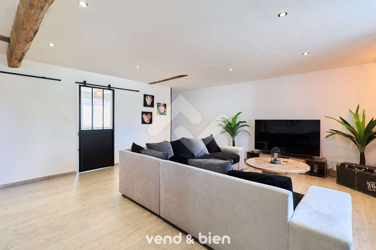 Appartement à VILLERS-ALLERAND