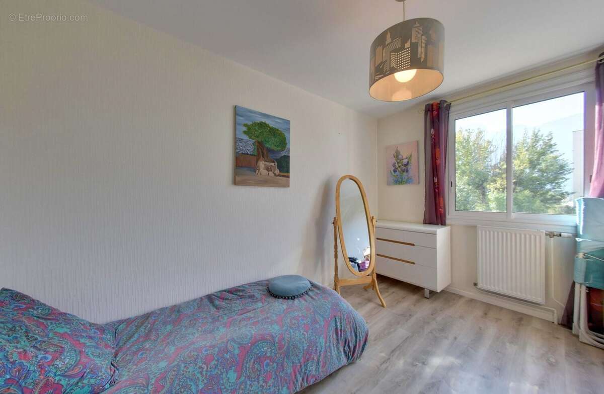 Appartement à SAINT-EGREVE