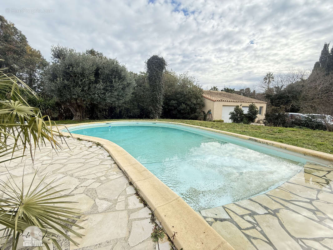 Villa de charme F5 avec piscine Jardins Saint-Jacques - photo 14