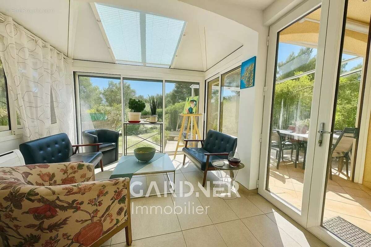 Maison à CARNOUX-EN-PROVENCE