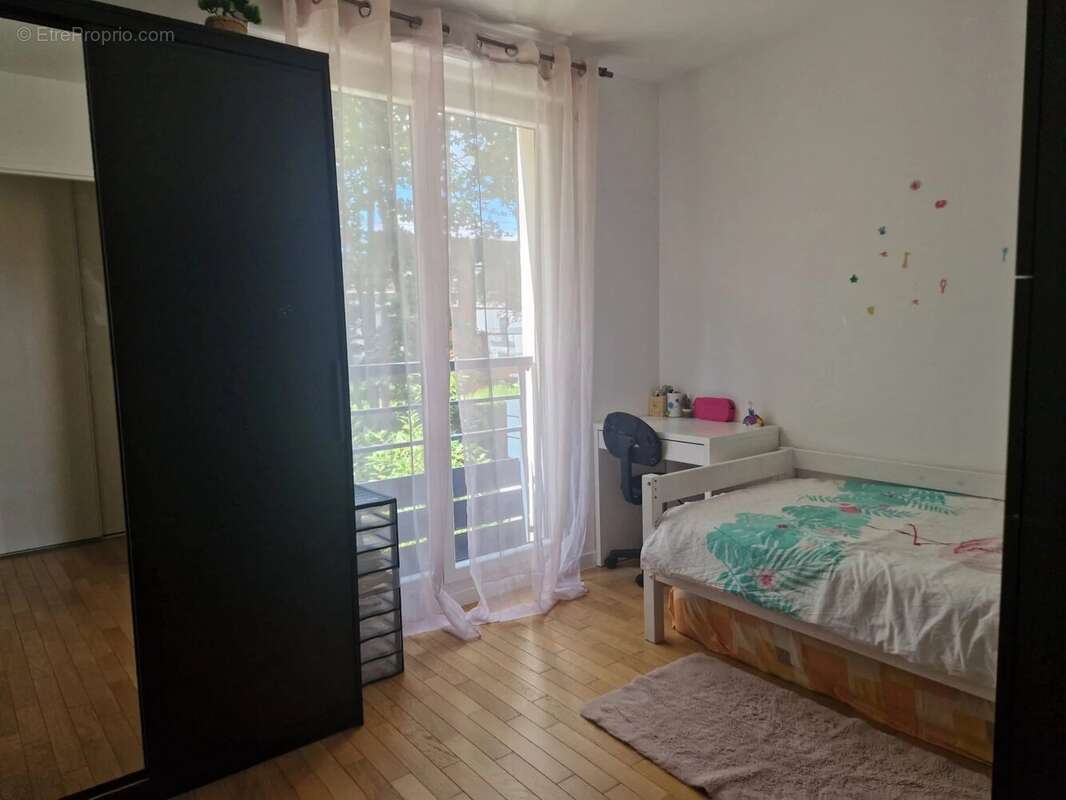 Appartement 76 m² à Voisins-Le-Bretonneux  - photo 6