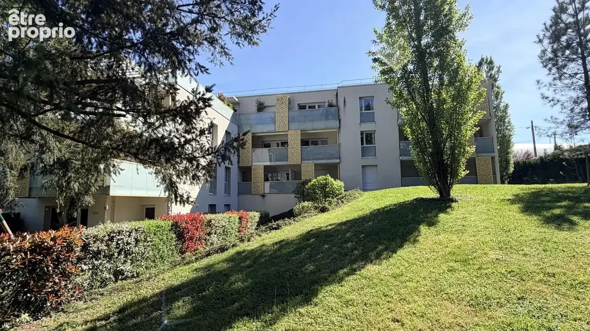 Photo 1 - Appartement à LENTILLY