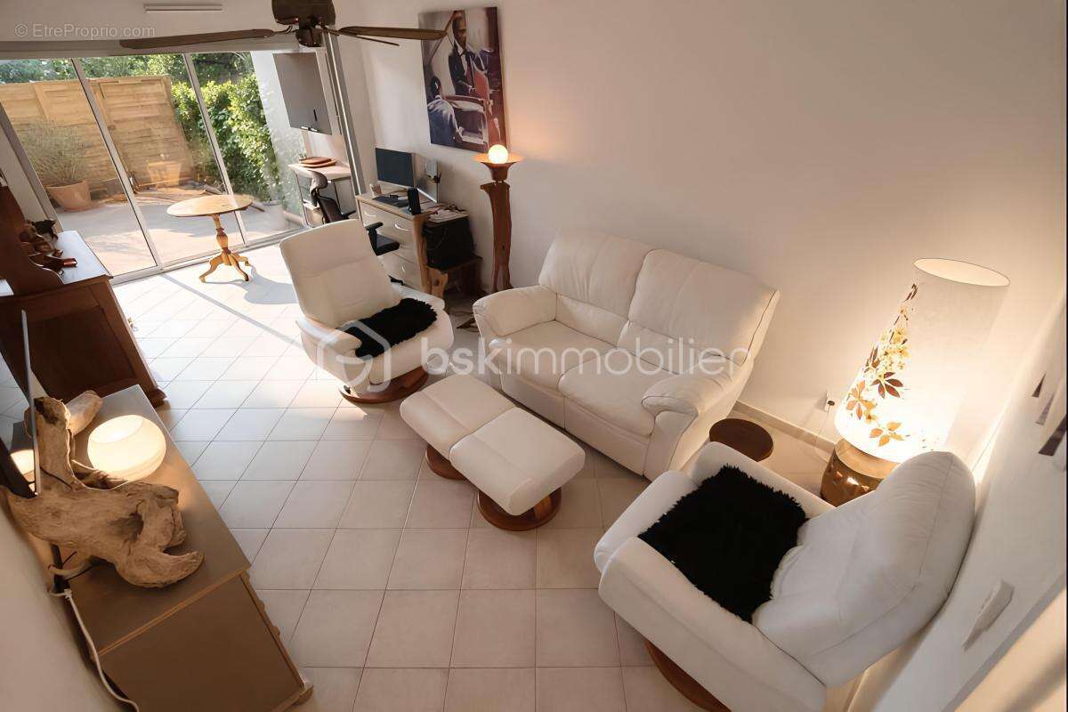 Appartement à SAINT-MANDRIER-SUR-MER