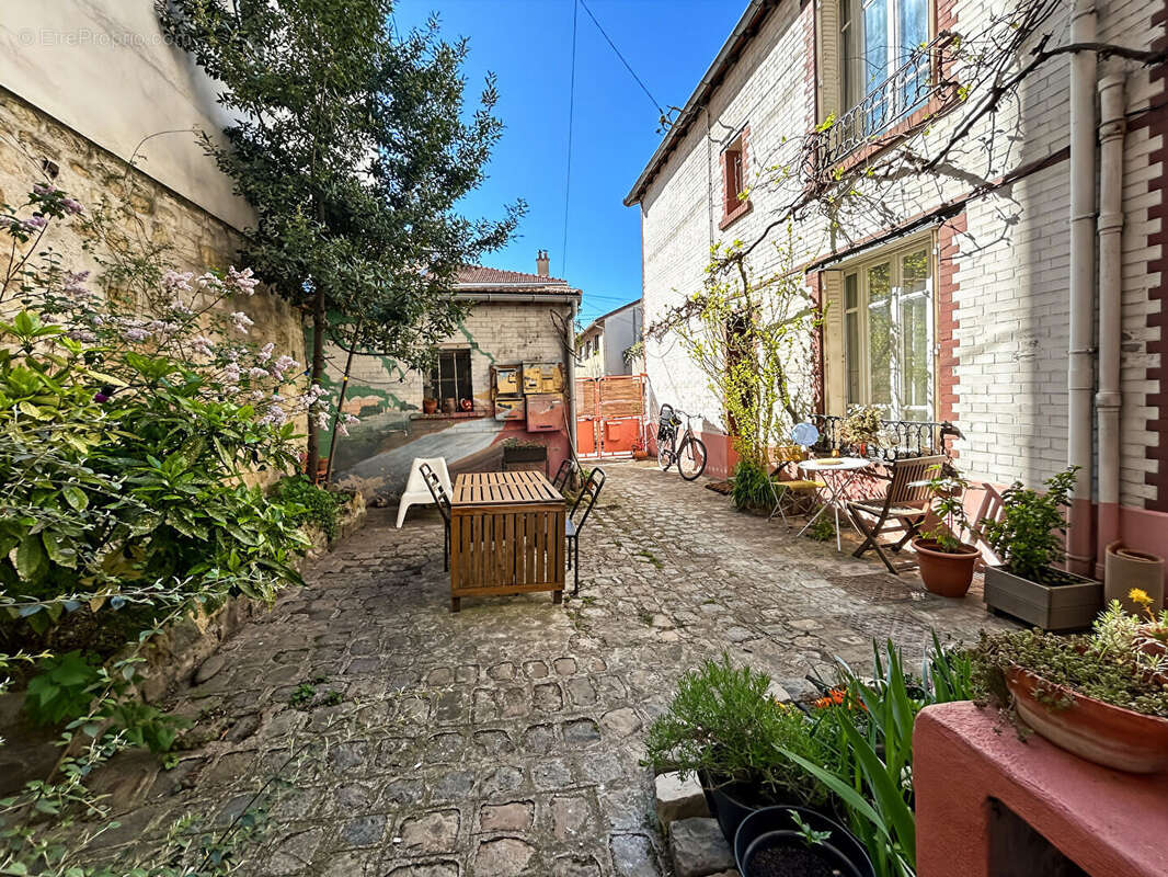 Appartement à BAGNOLET