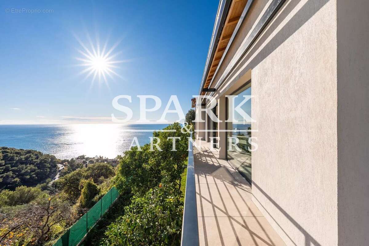 Maison à ROQUEBRUNE-CAP-MARTIN