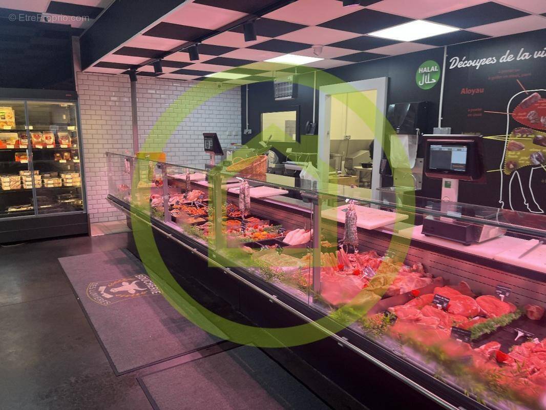 Commerce à TIGNIEU-JAMEYZIEU