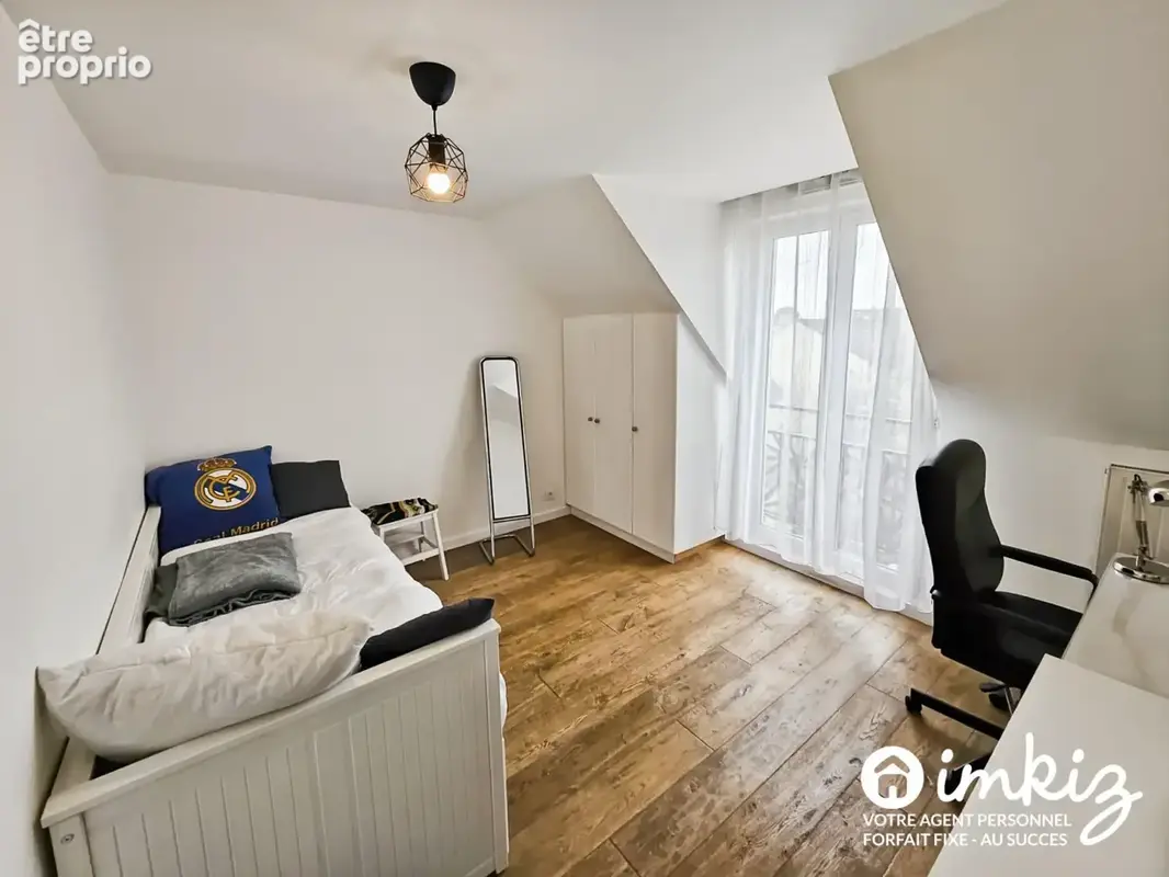 Appartement  T4  avec parking - photo 4