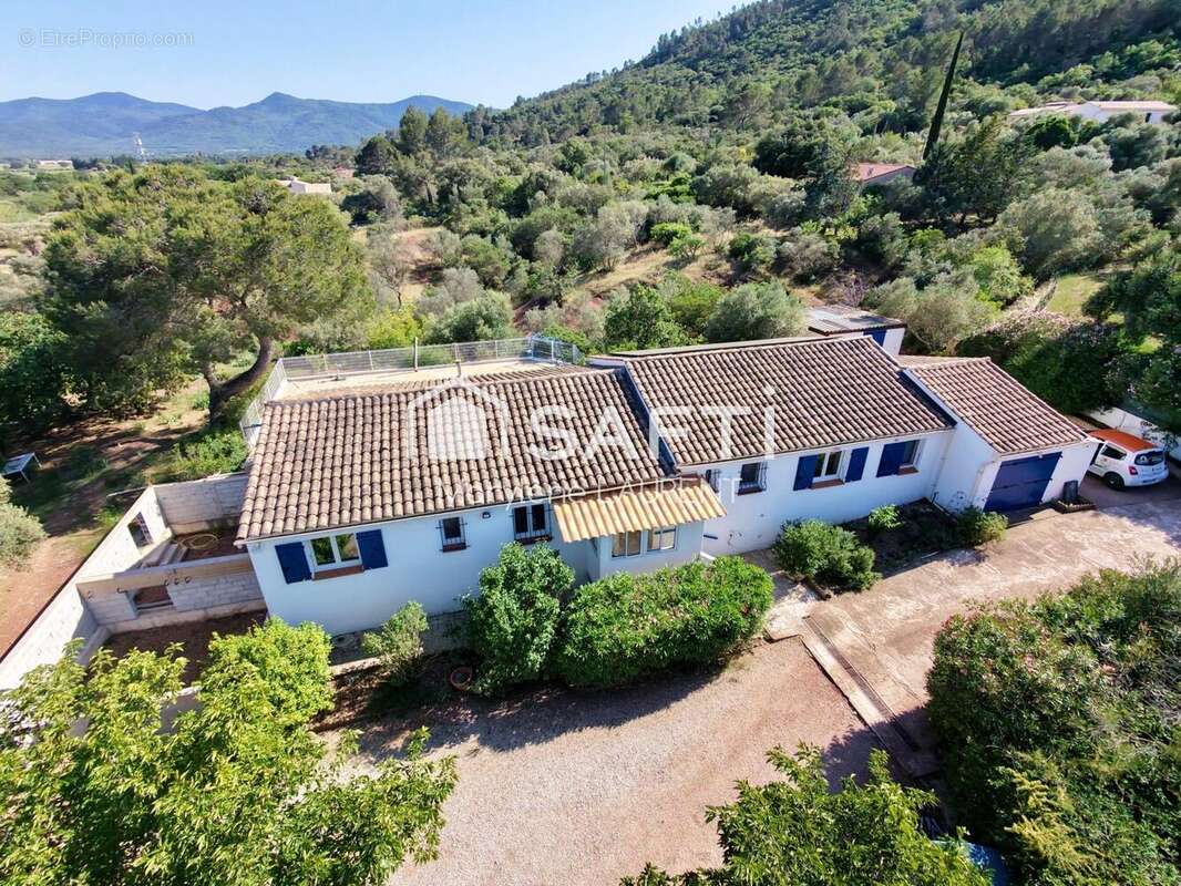 Photo 2 - Maison à LE LUC