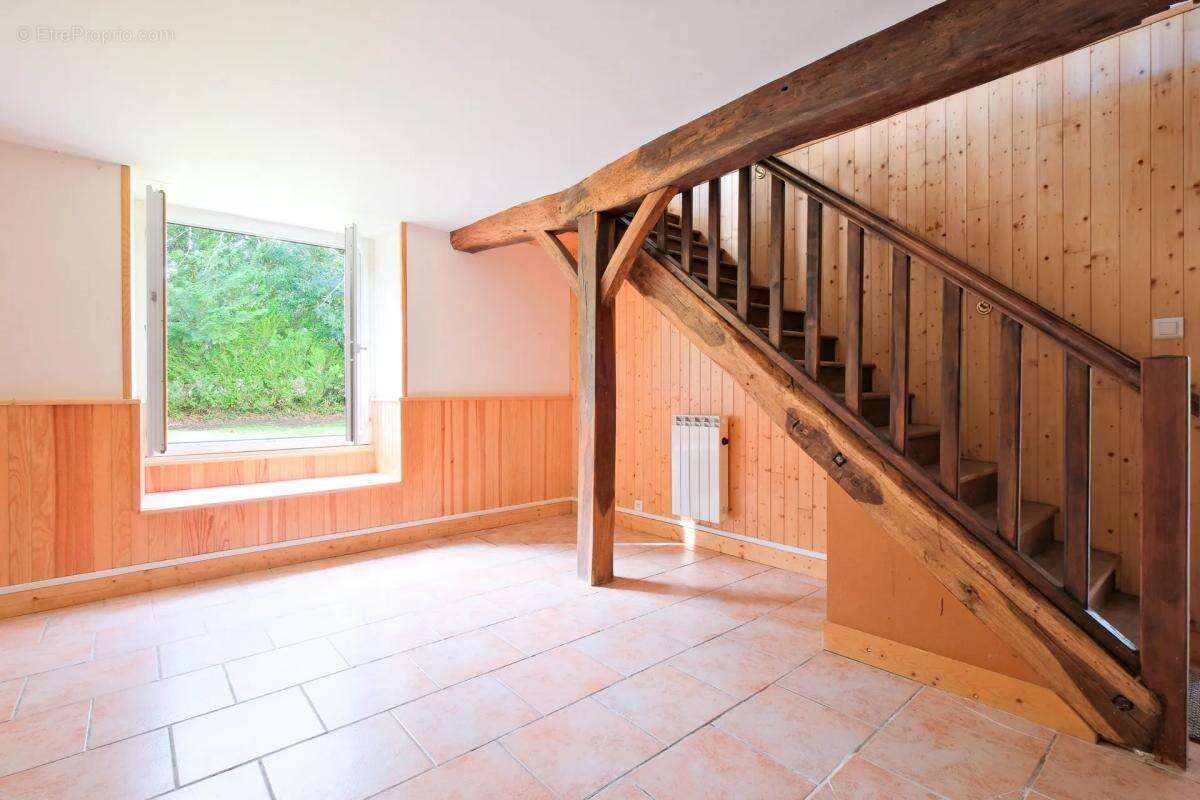 Maison à GRAND-BRASSAC
