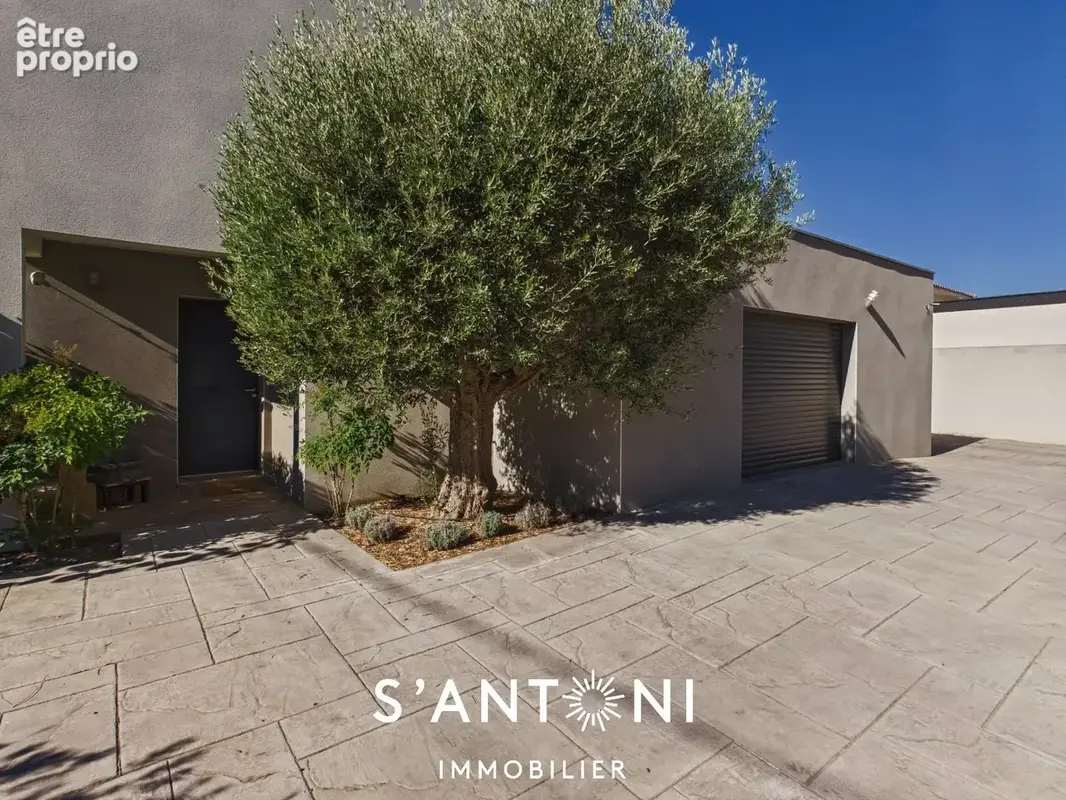 Villa de standing au Grau d'agde sur une parcelle de 880m² avec piscine - photo 14