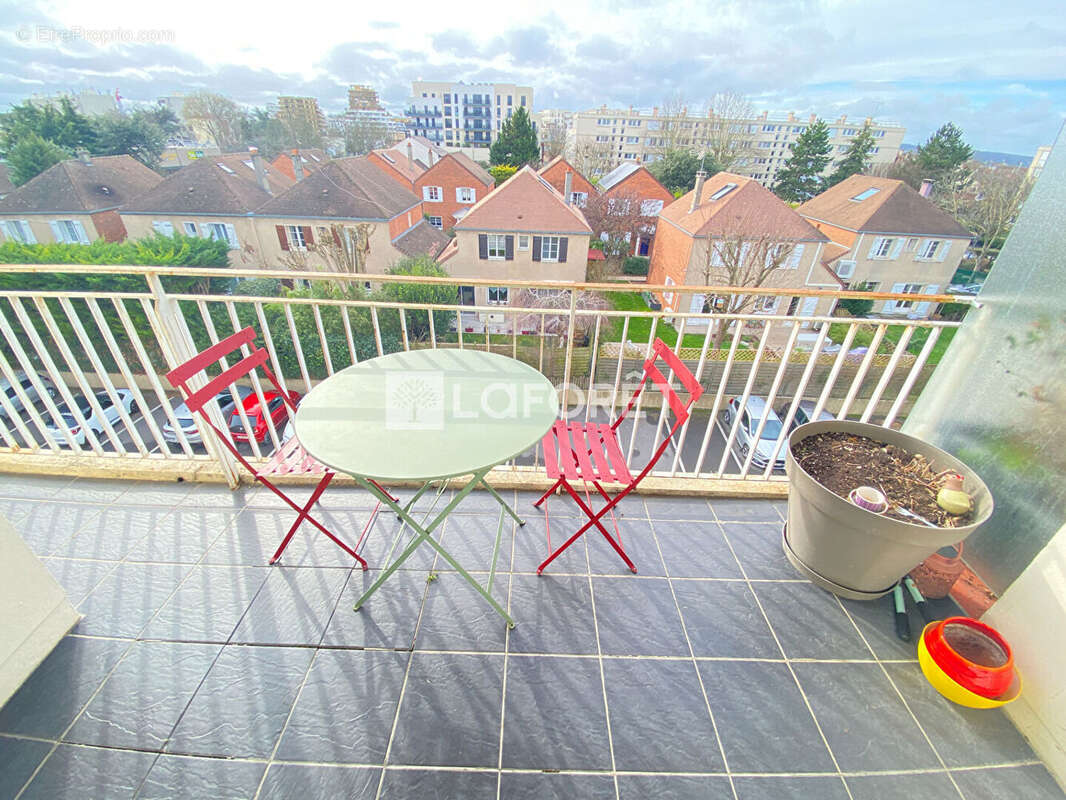 Appartement à RUEIL-MALMAISON