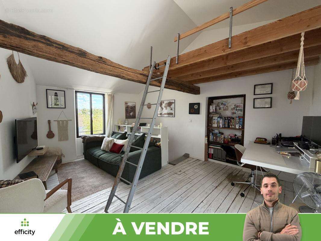 Maison à POITIERS
