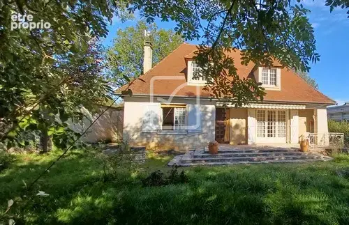 Gramat : maison contemporaine a vendre a deux pas des commerces, dans un quartier rresidentiel sur 1261 m2 de - photo 3