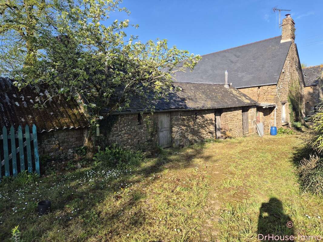 Maison à COLOMBIERS-DU-PLESSIS