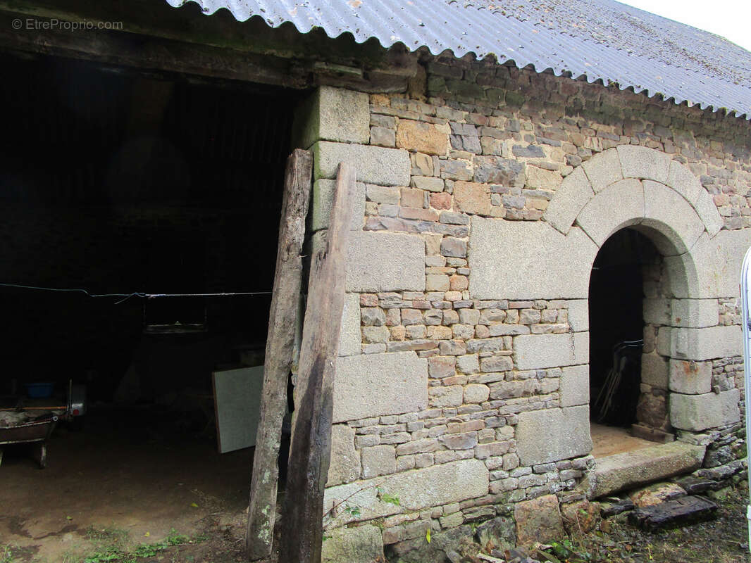 Projet renovation - proche vire - photo 2